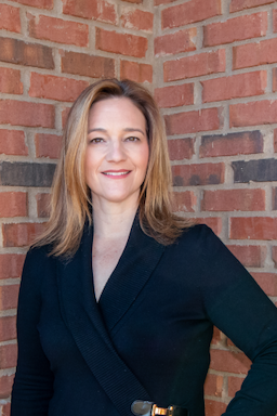 Stephanie L Gilezan