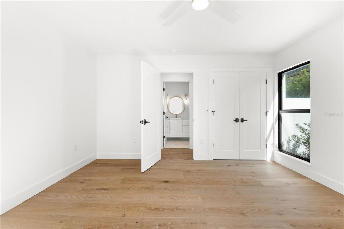 property-image-35