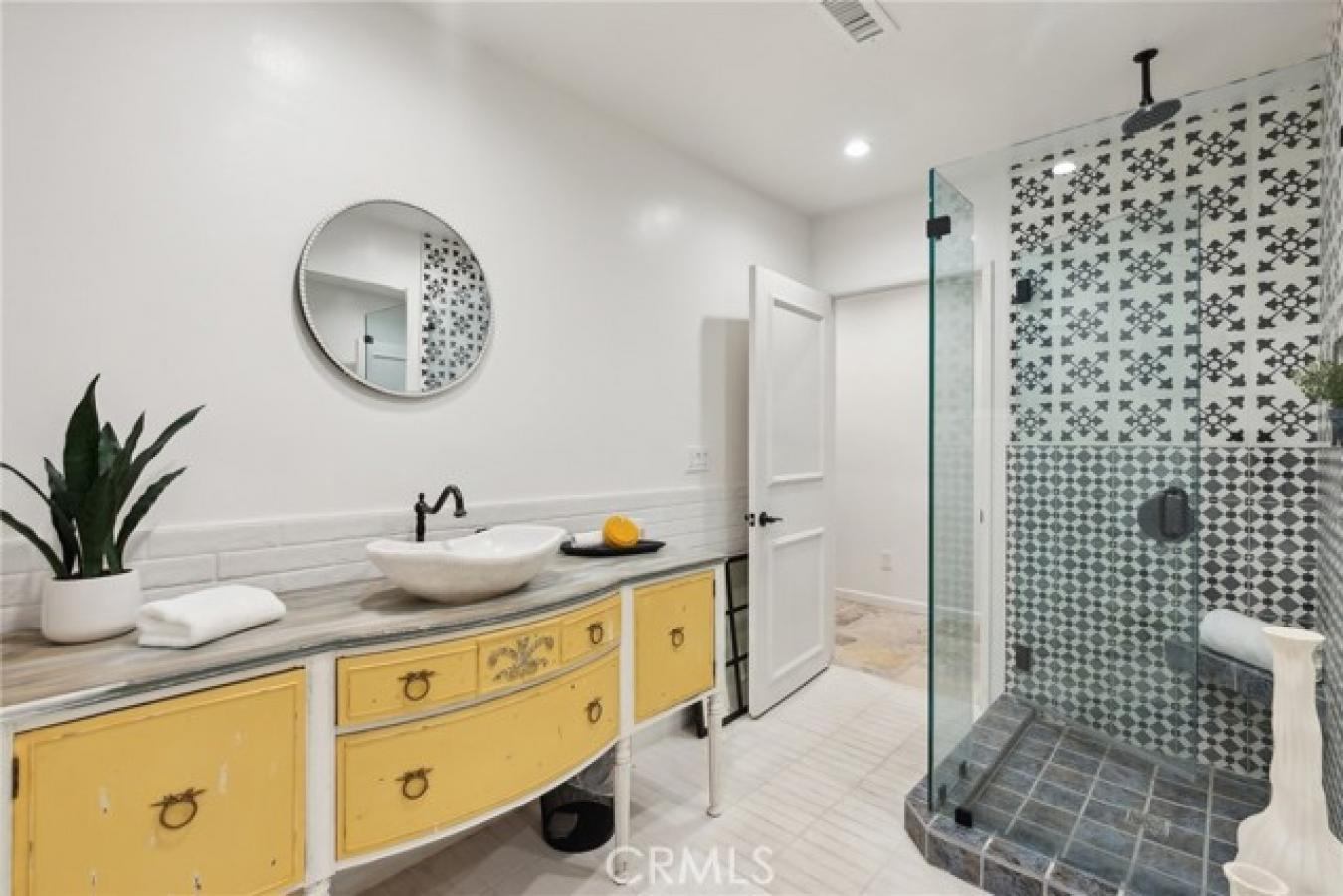 property-image-36