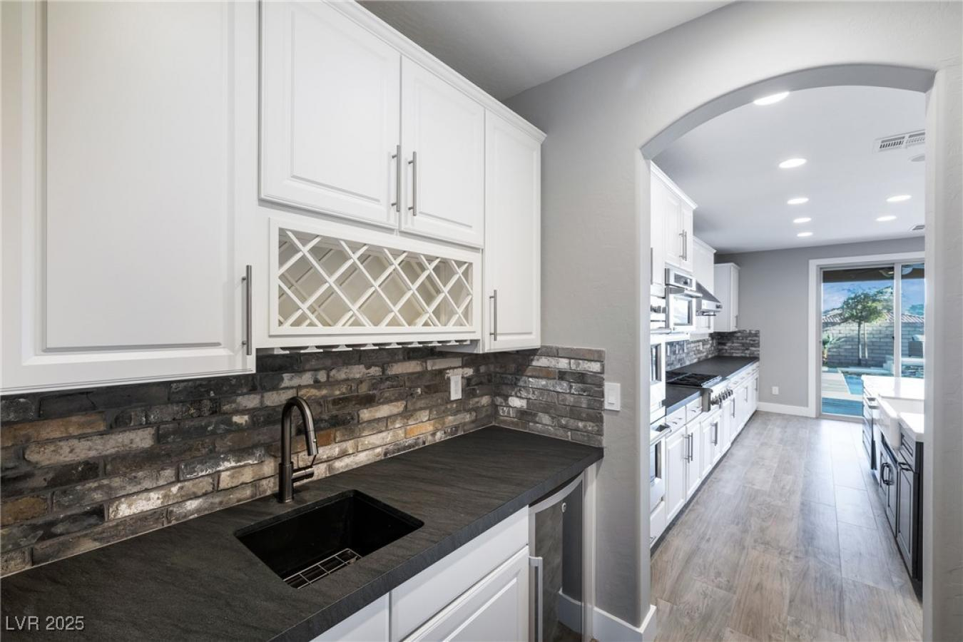property-image-9