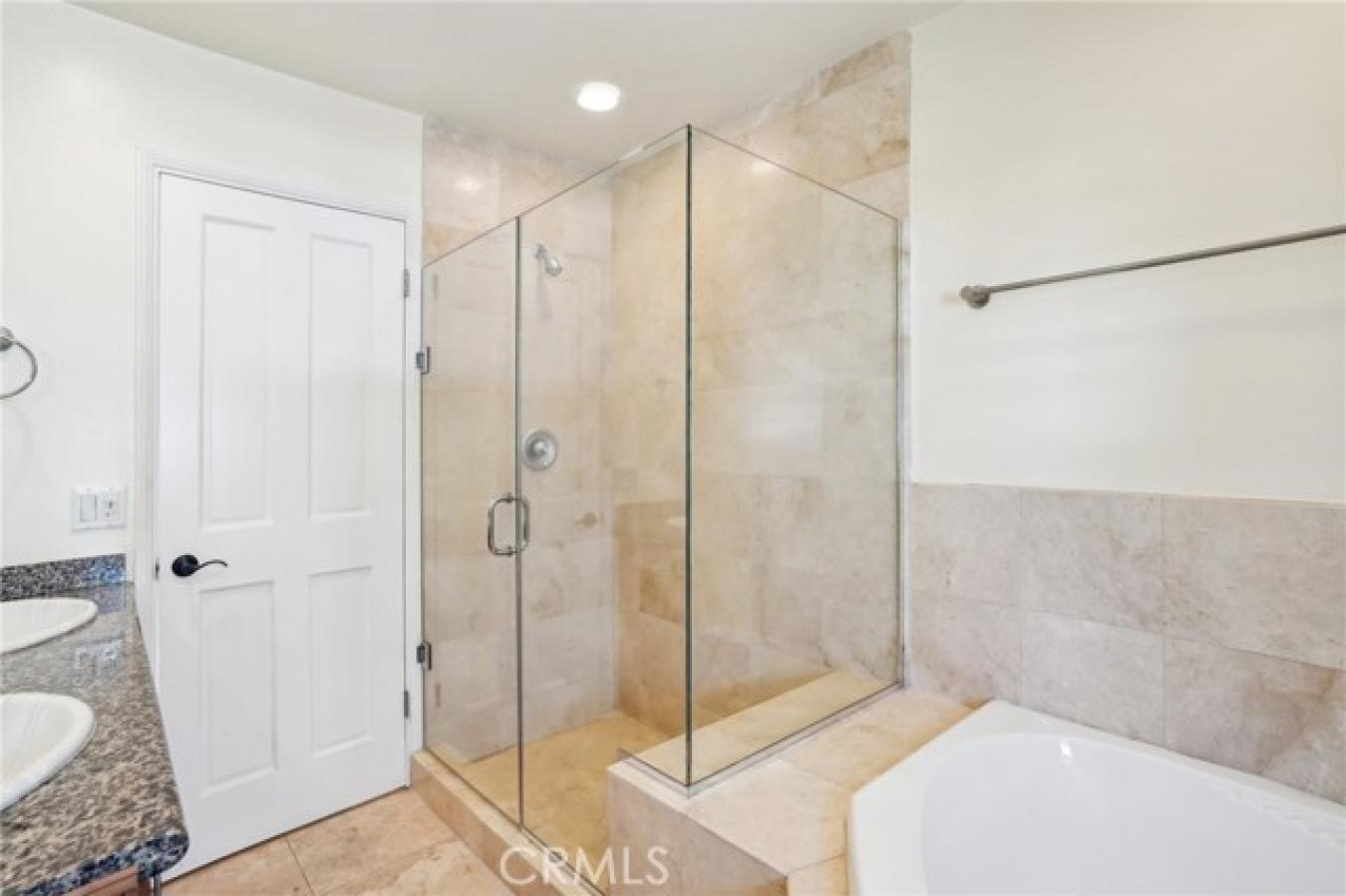 property-image-32
