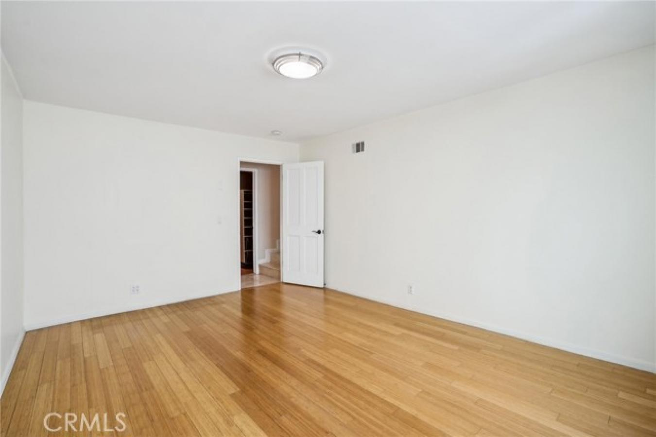 property-image-35