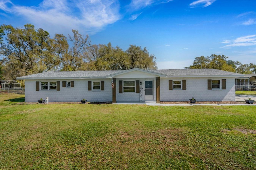 2465 THORNHILL ROAD
