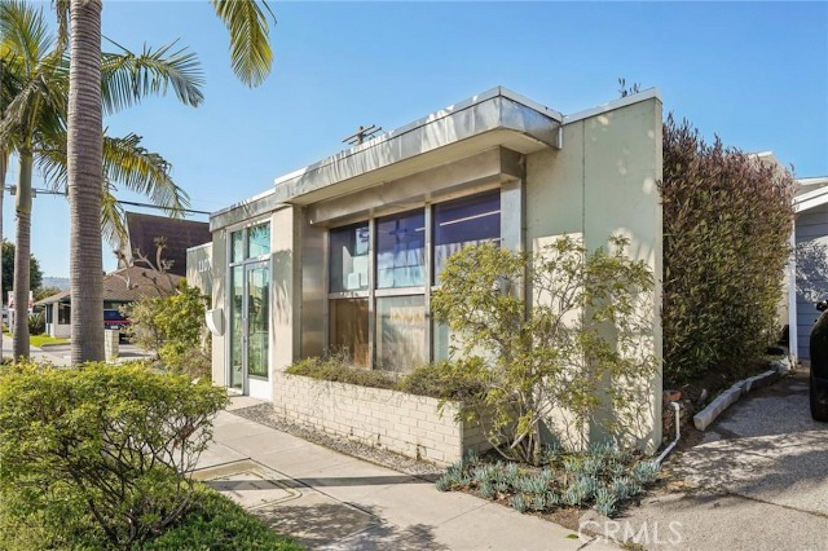 1107 Pacific Coast