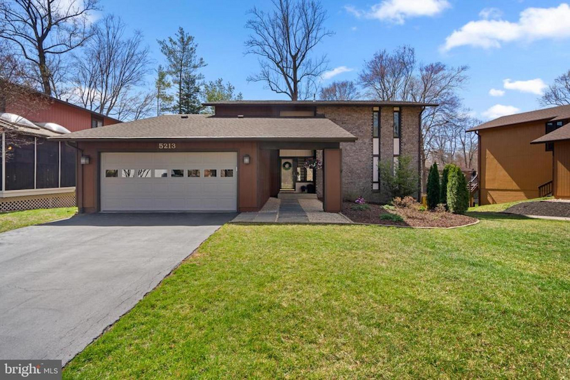 5213 BRADFIELD