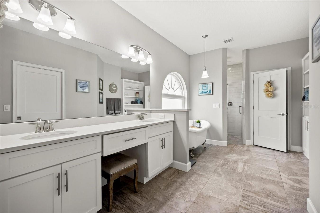 property-image-35
