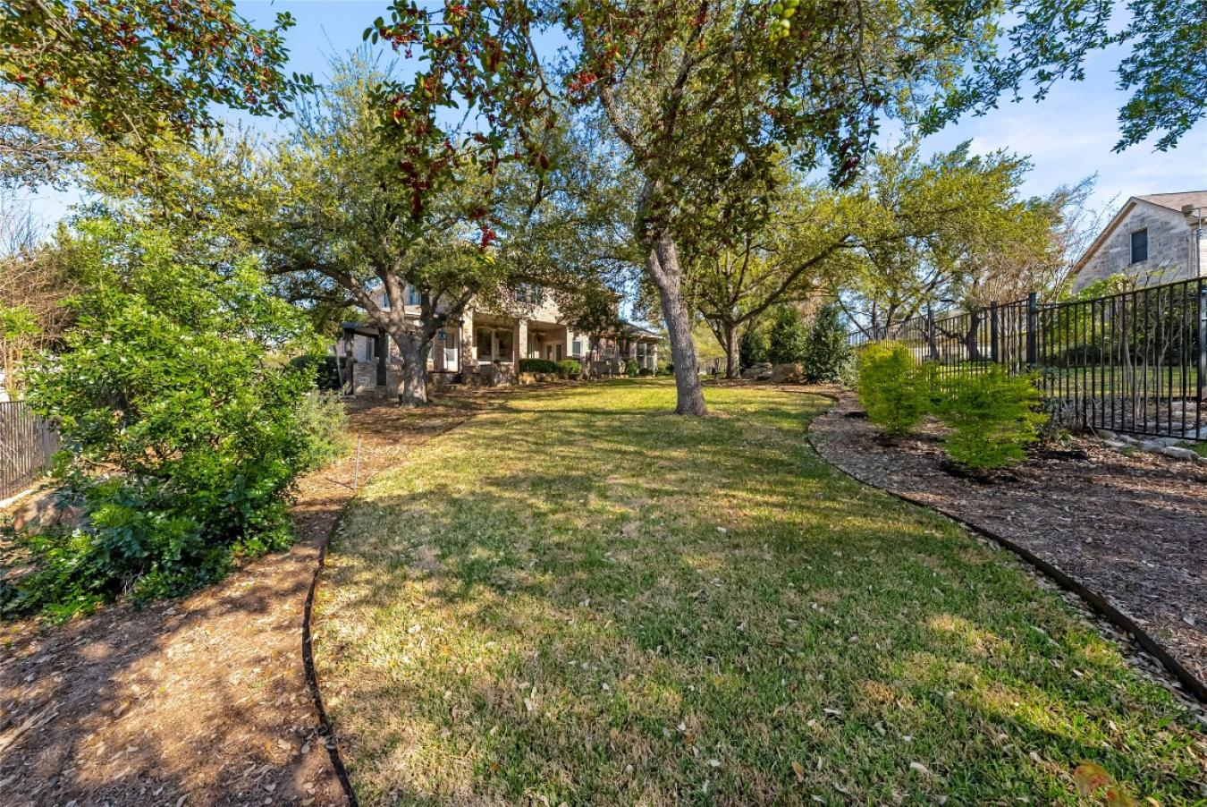 property-image-35