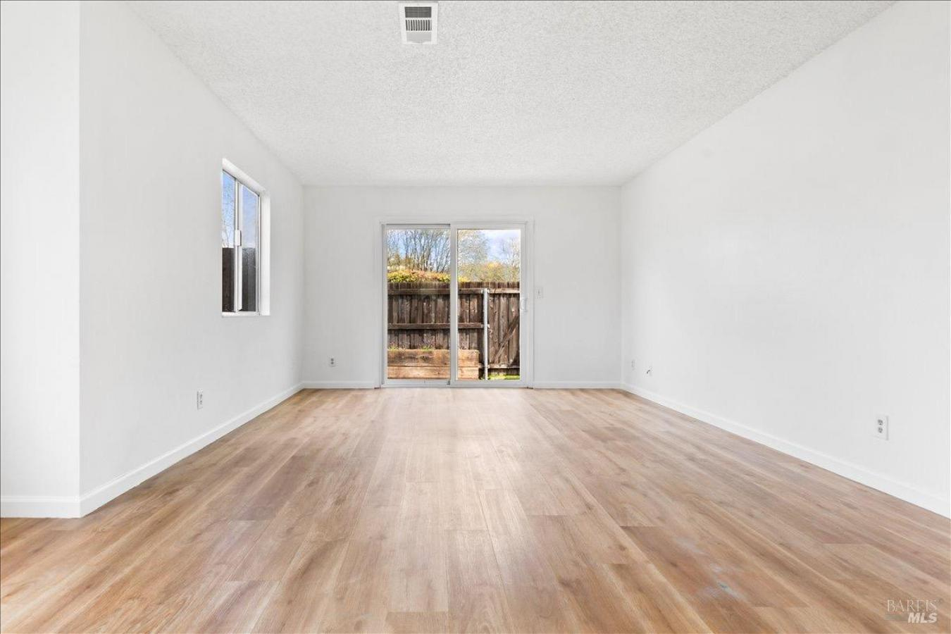 property-image-8