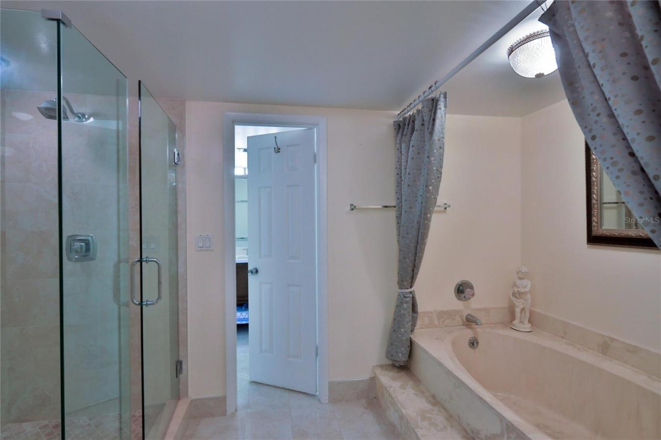 property-image-33