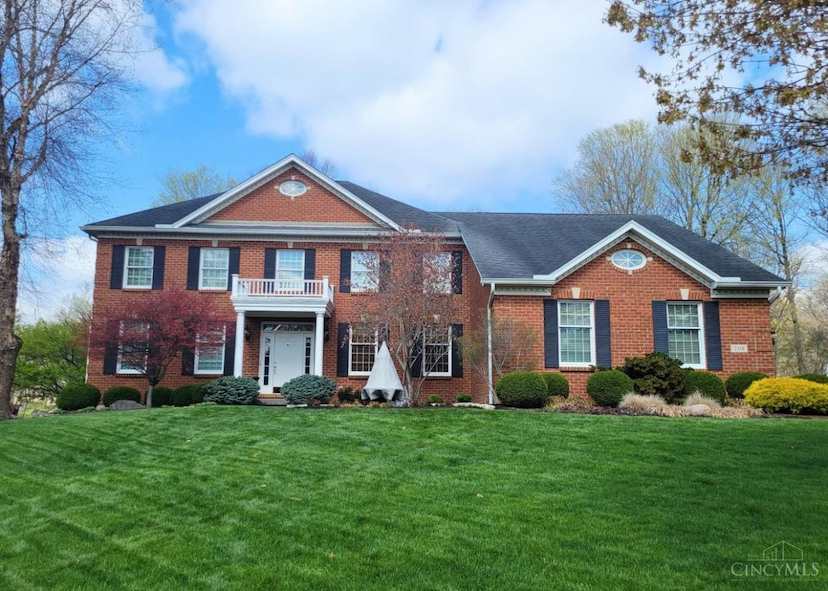 208 Sentry Hill