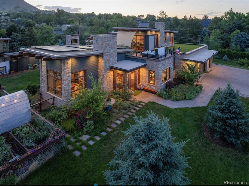5123 Quaker Street