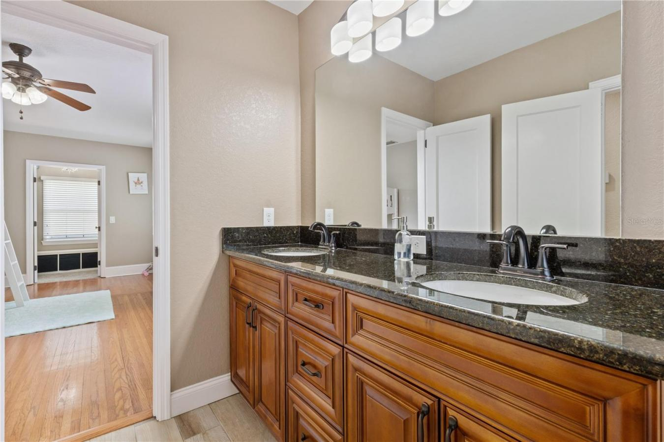 property-image-28