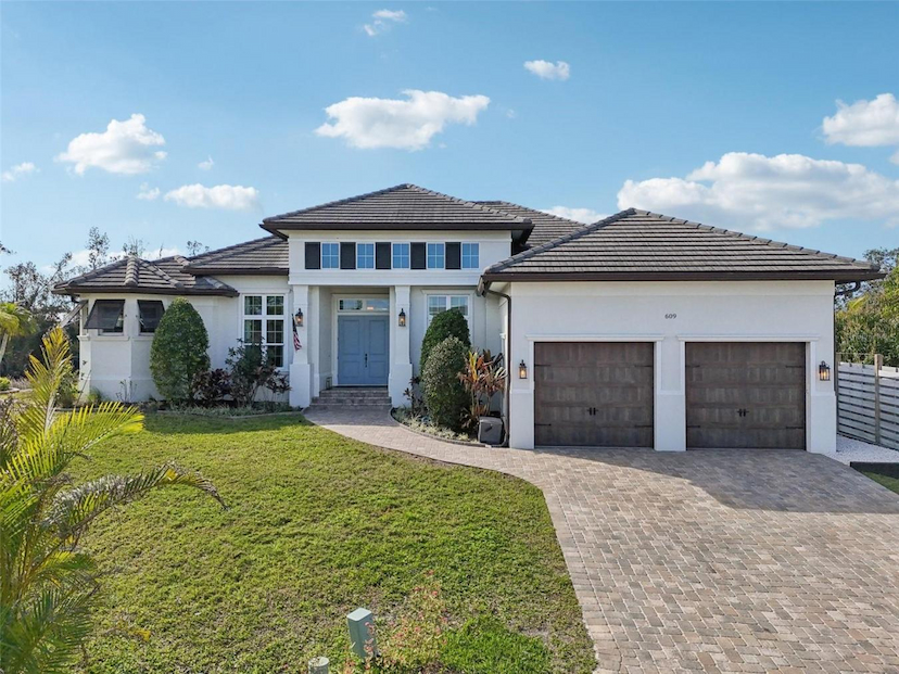 609 COLONIAL BAY DRIVE