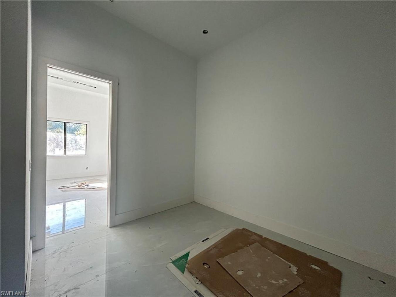 property-image-36