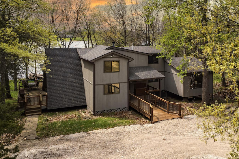 803 South Aspen Point Drive