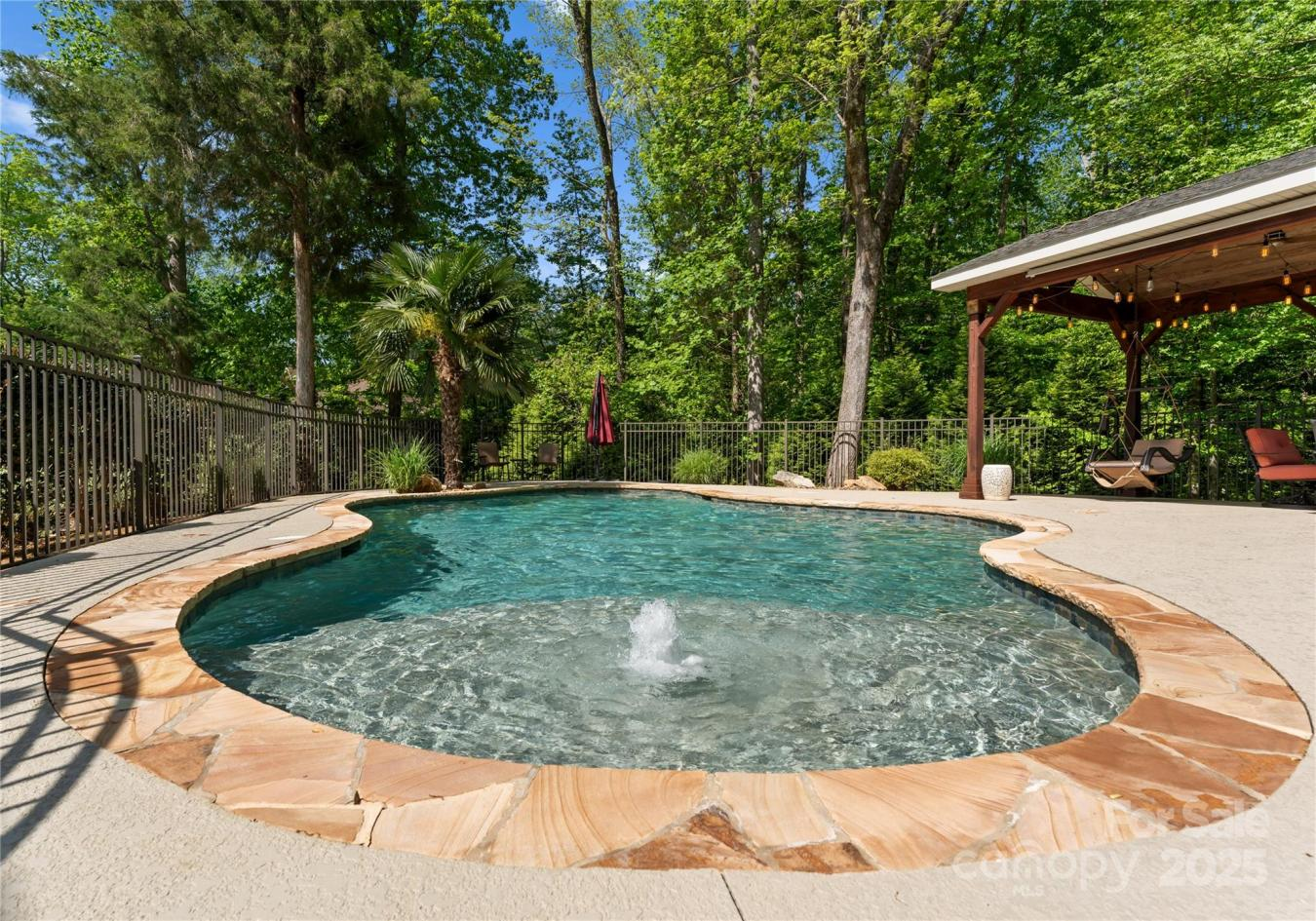 property-image-32