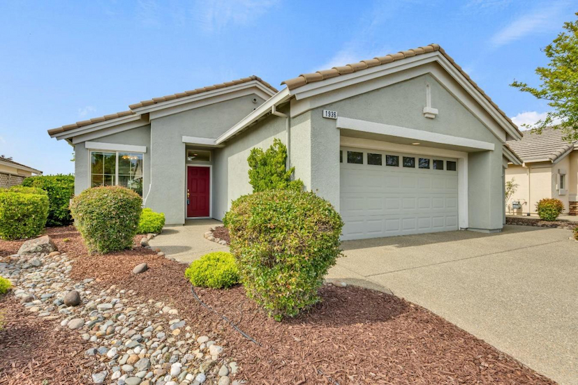 1936 Echo Lane,