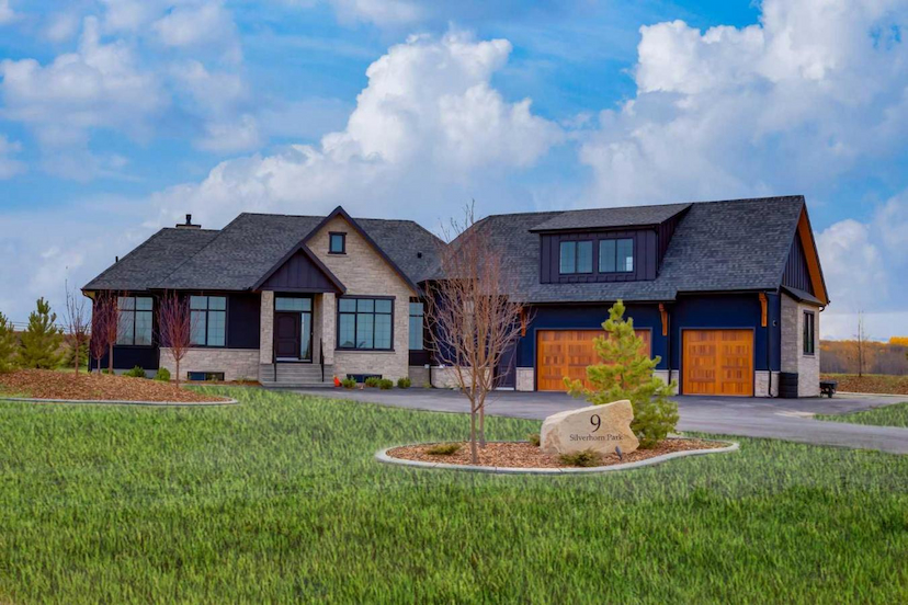 9 Silverhorn Park