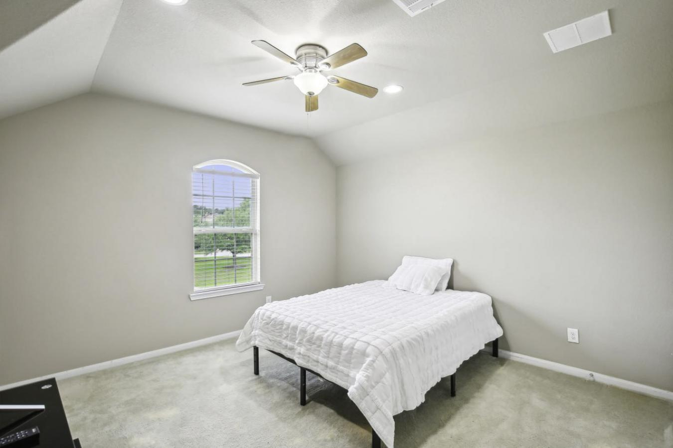 property-image-32