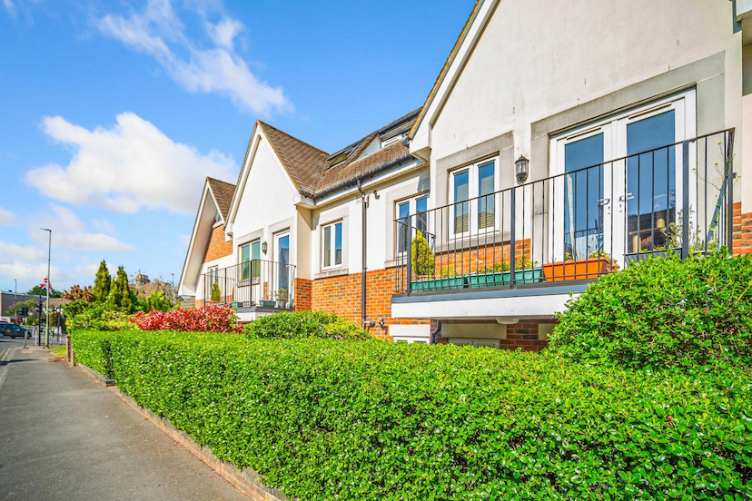 Coulsdon Road, CR3