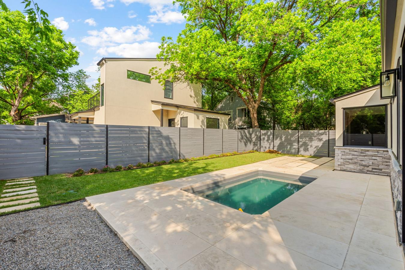 property-image-36