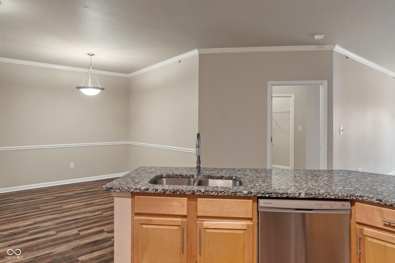 property-image-11