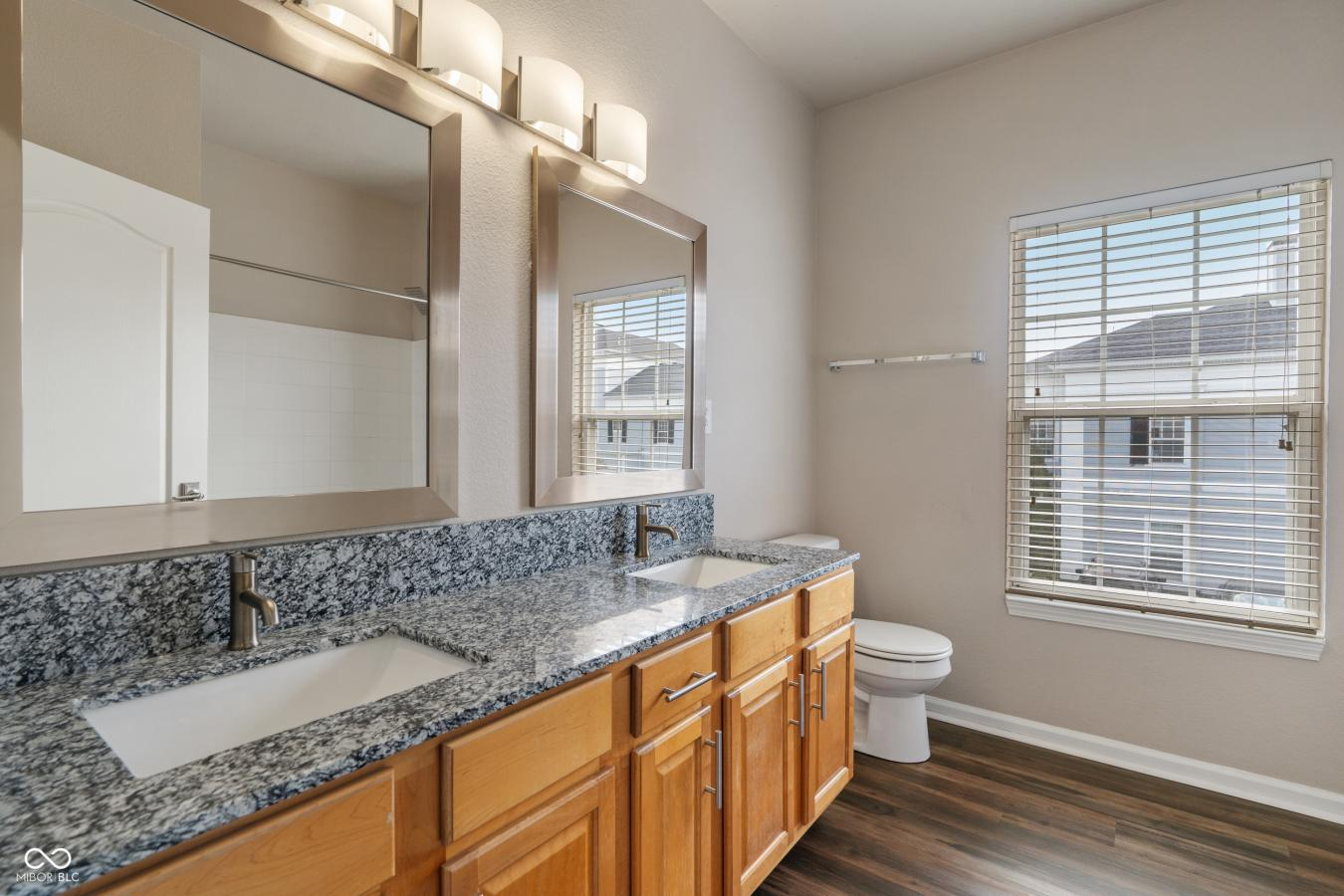 property-image-33
