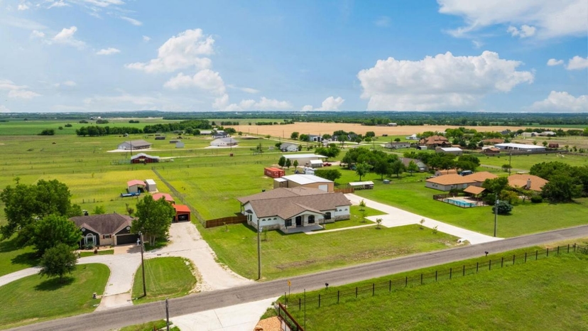 760 County Road 124