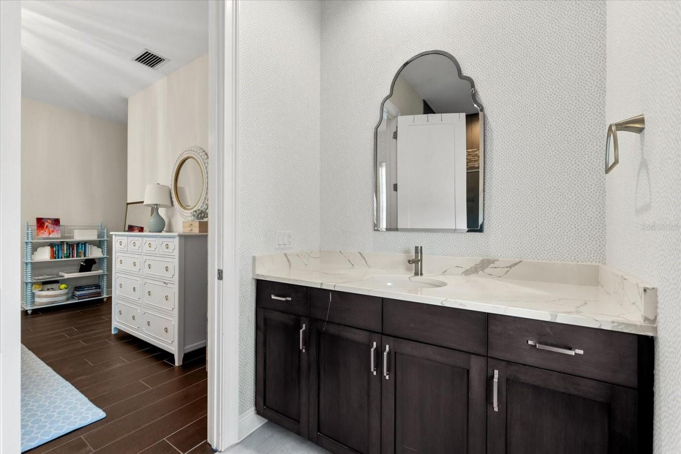 property-image-32