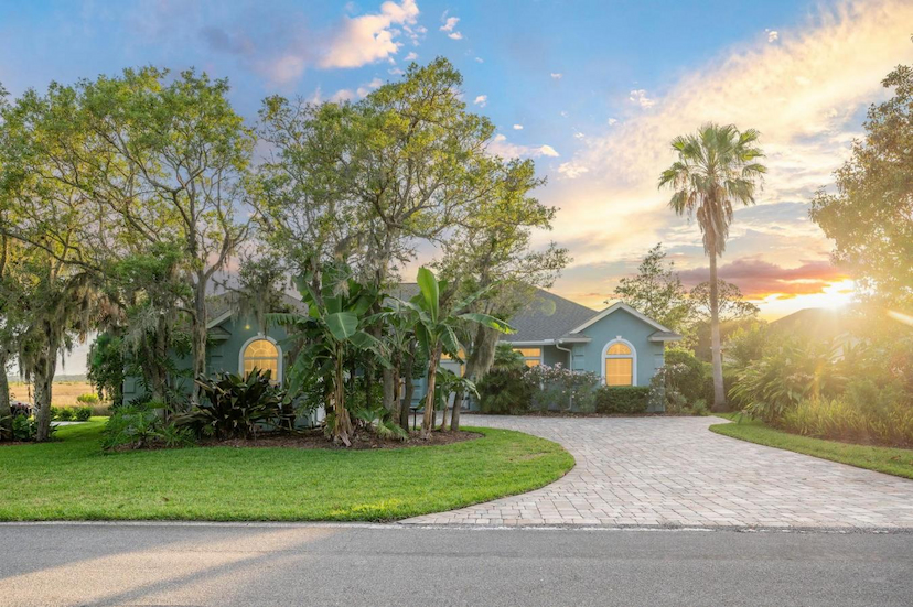 813 Kalli Creek Lane