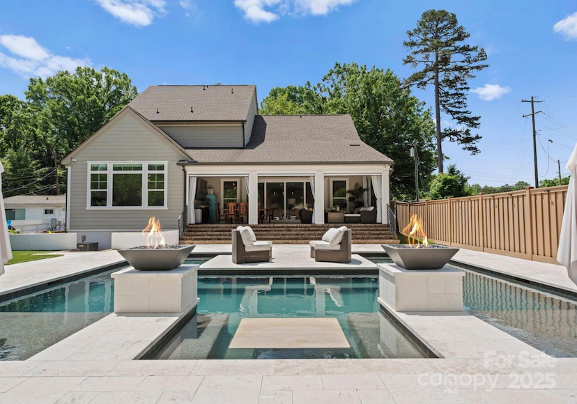 4021 Redwood