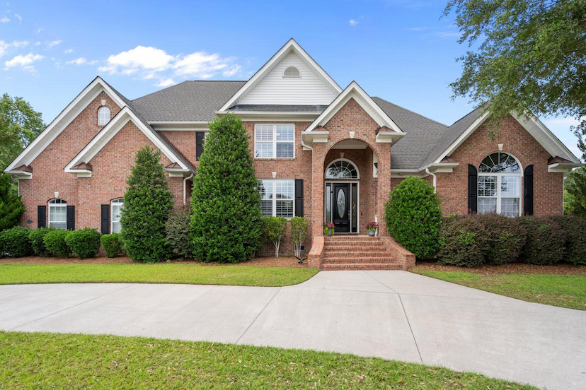 1206 Regalia Lane