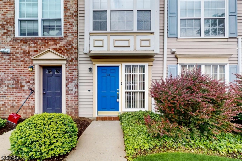 34 Howard Ct Unit 34