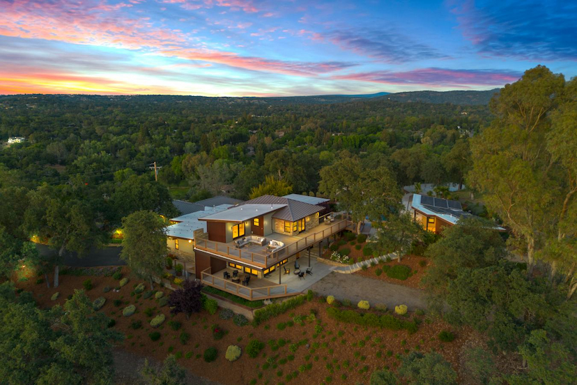 3580 Ridgewood Drive