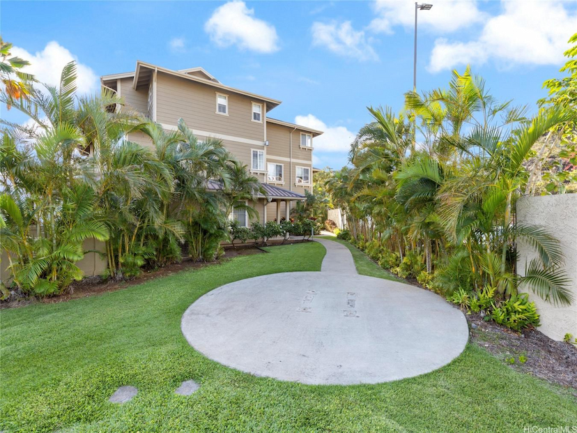 7018 Hawaii Kai Drive 3-12