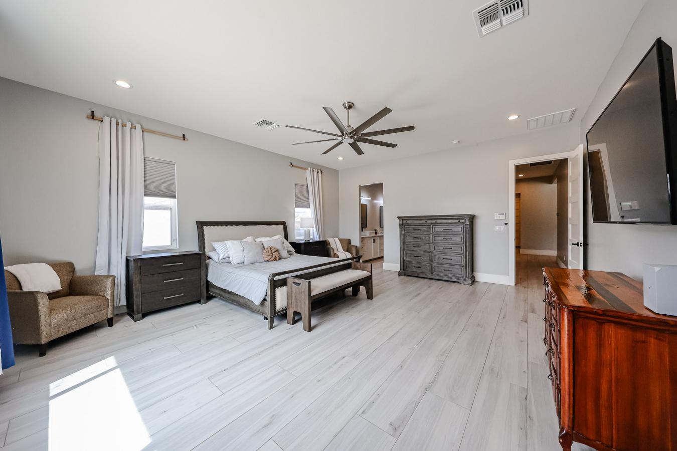 property-image-9