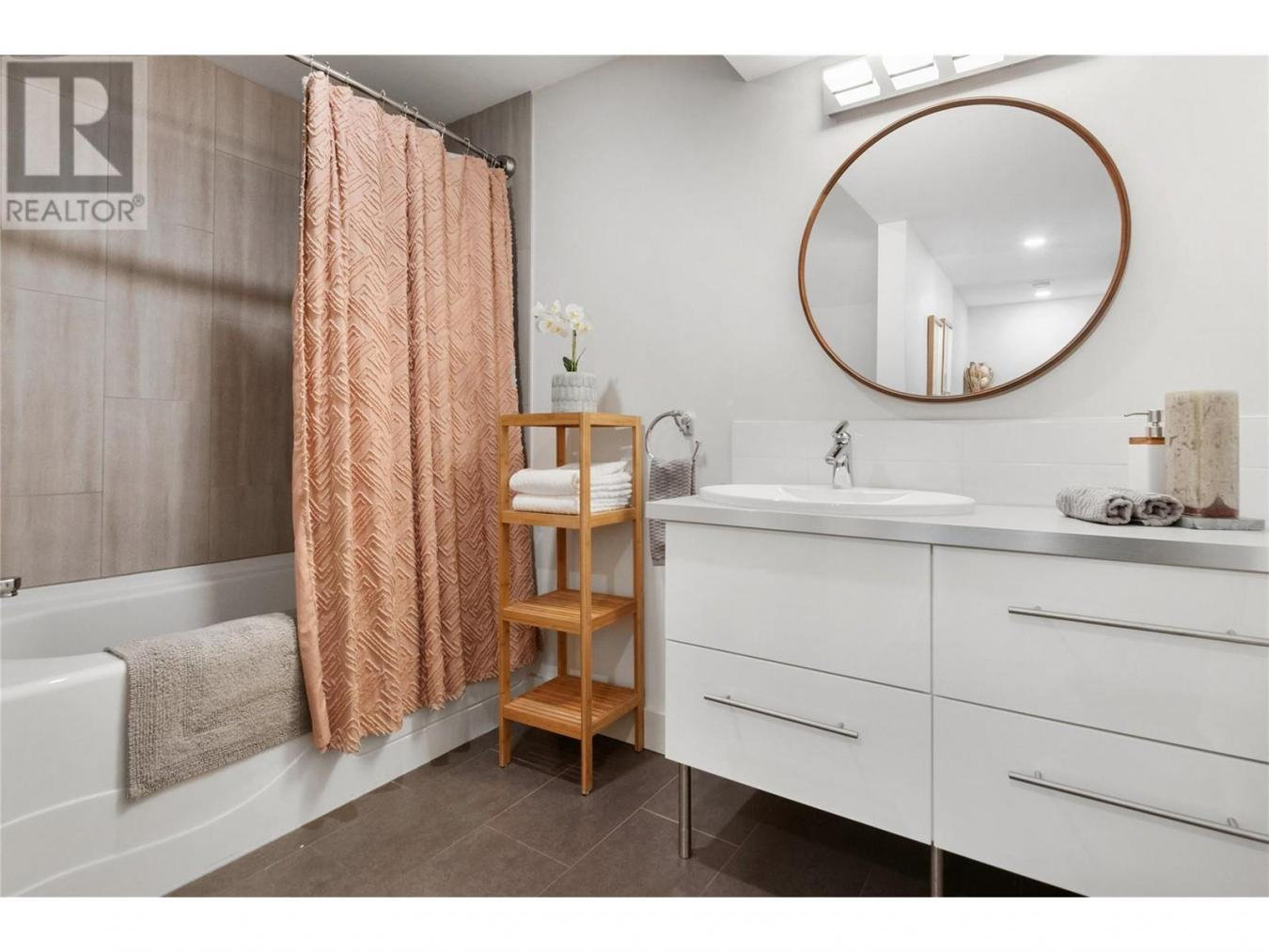 property-image-35