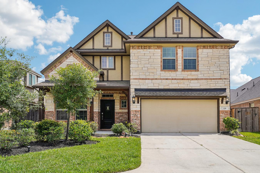 129 S Bearkat Court