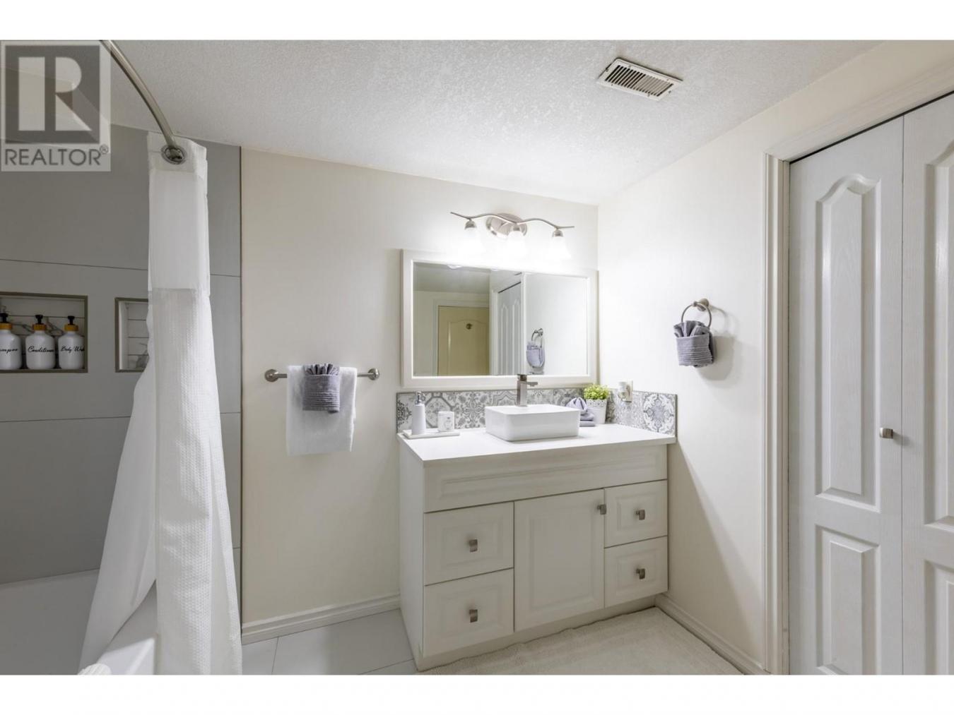 property-image-35
