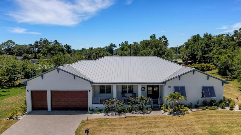 1 BROGDEN COURT SE