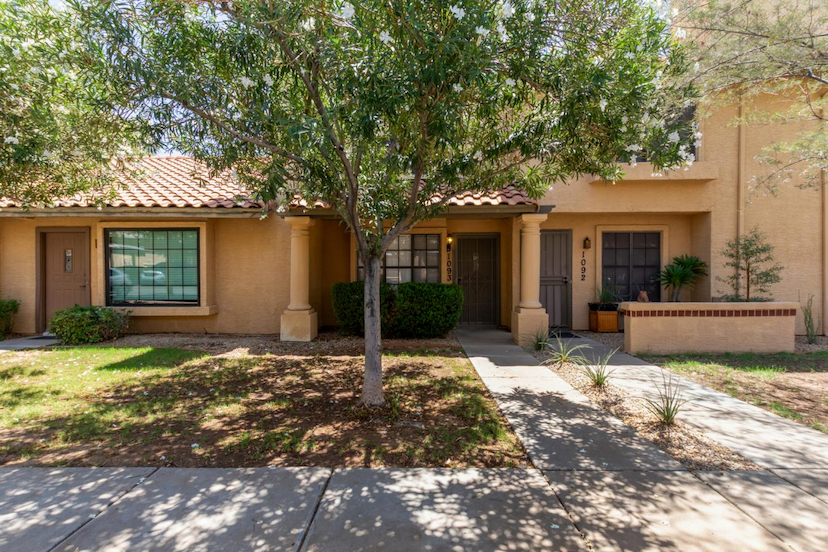 5704 E AIRE LIBRE AVENUE  #1093