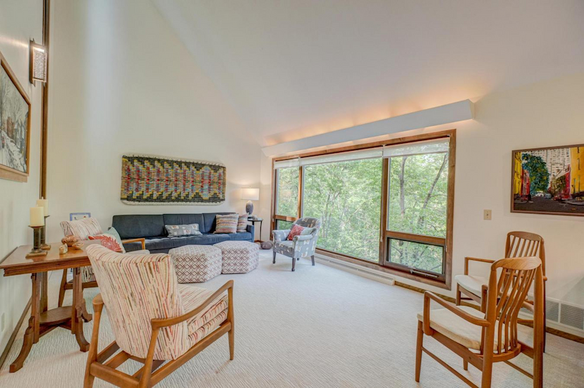 15511 Afton Hills