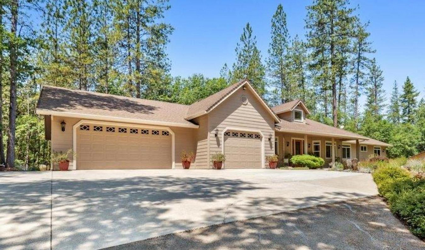 1345 Oak View Lane