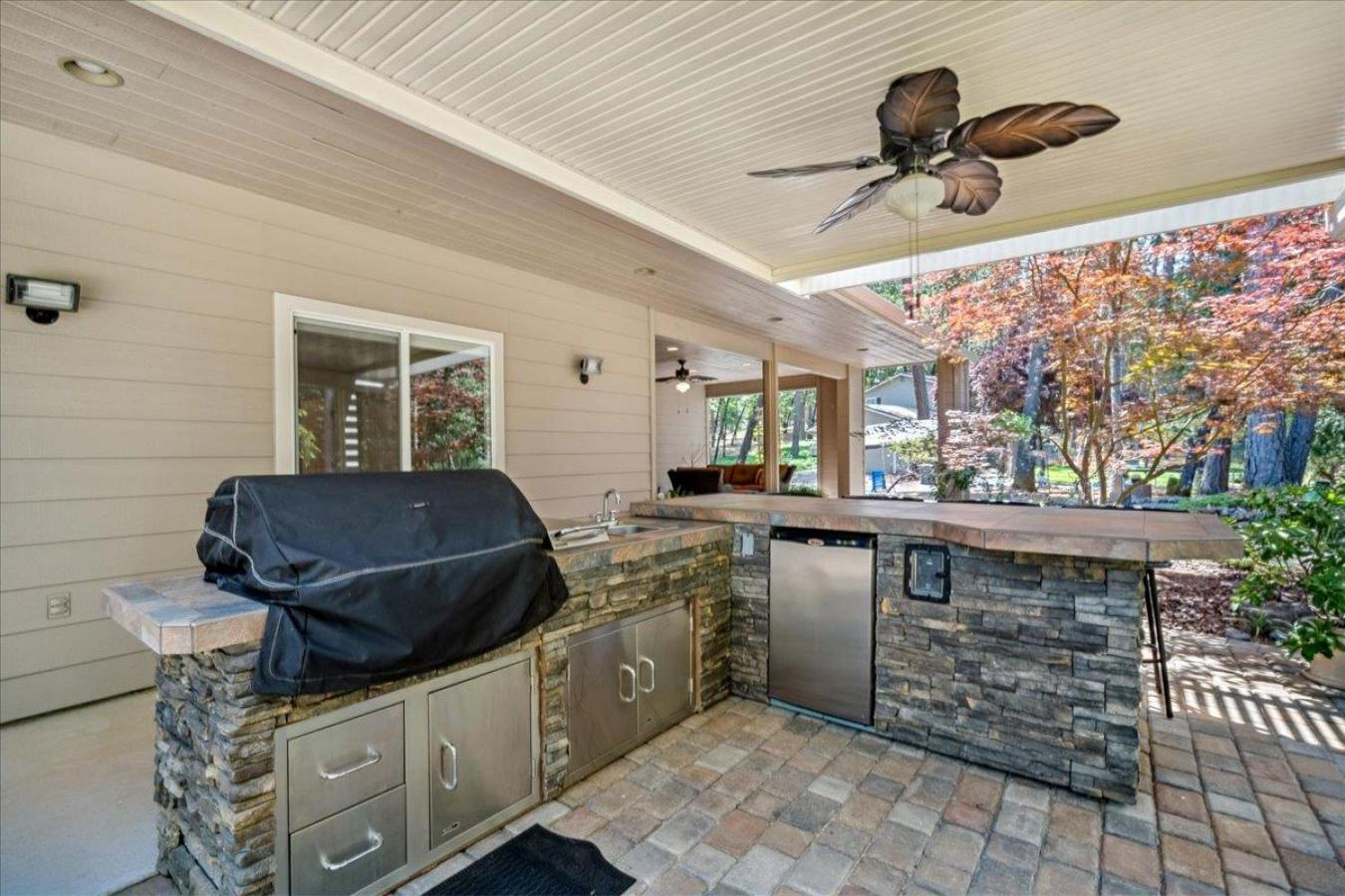 property-image-64