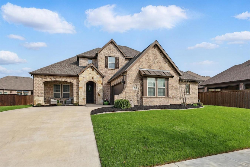 2813 Carrington Drive