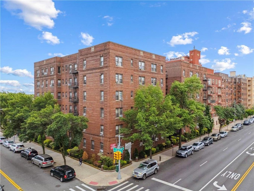 2375 Ocean Avenue Unit 3H
