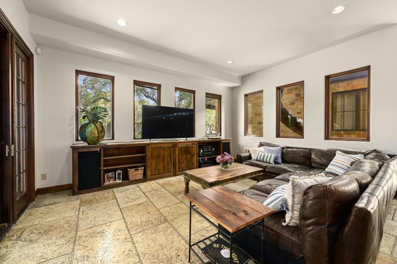 property-image-12