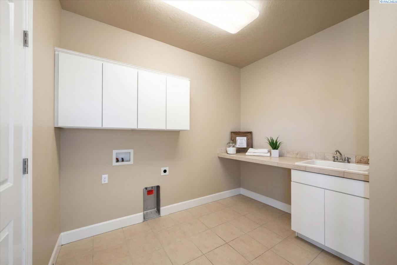 property-image-35
