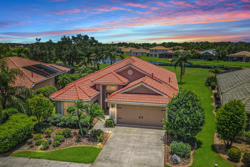 Luxury Meets Lifestyle in Stoneybrook