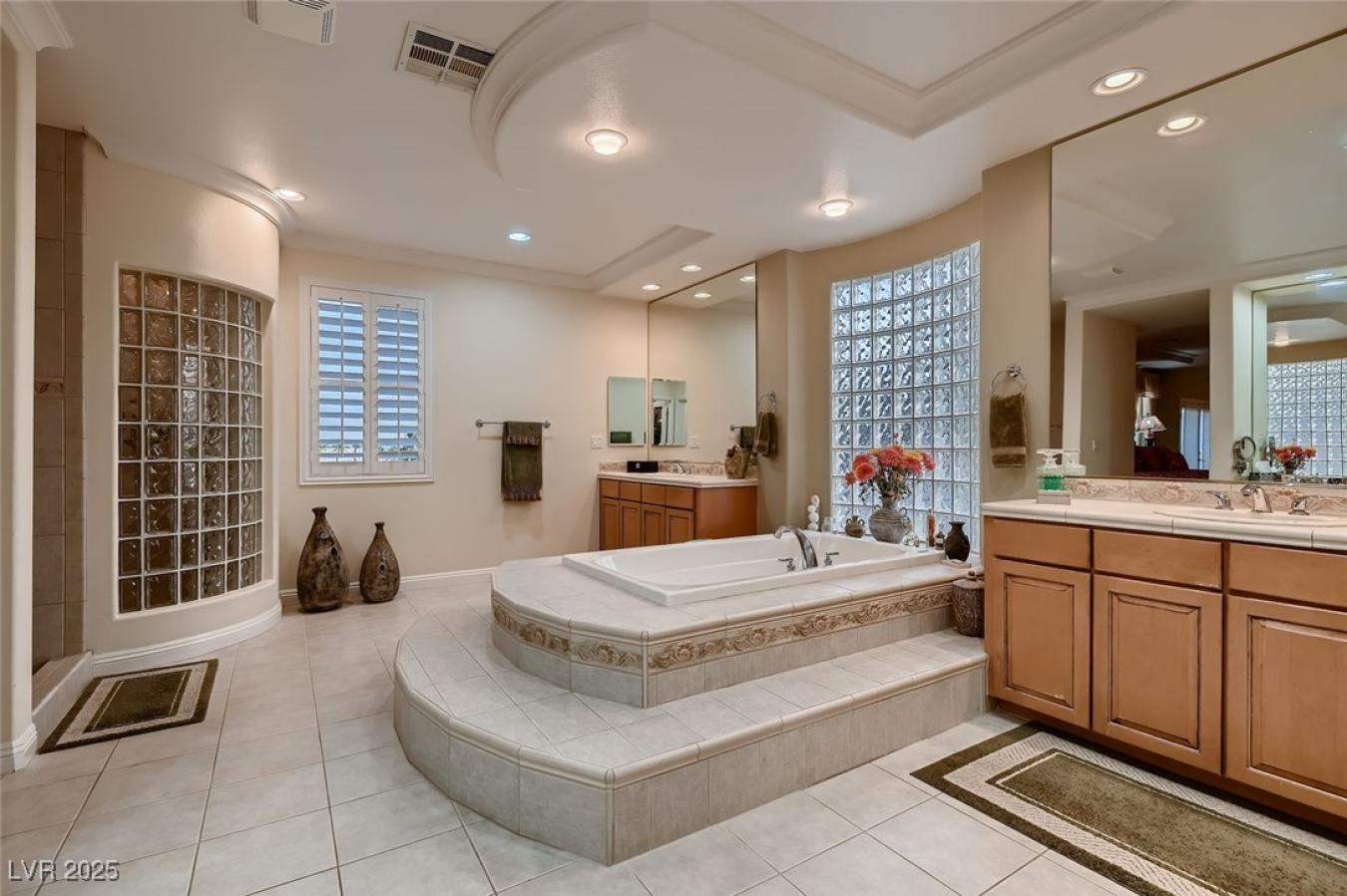 property-image-35